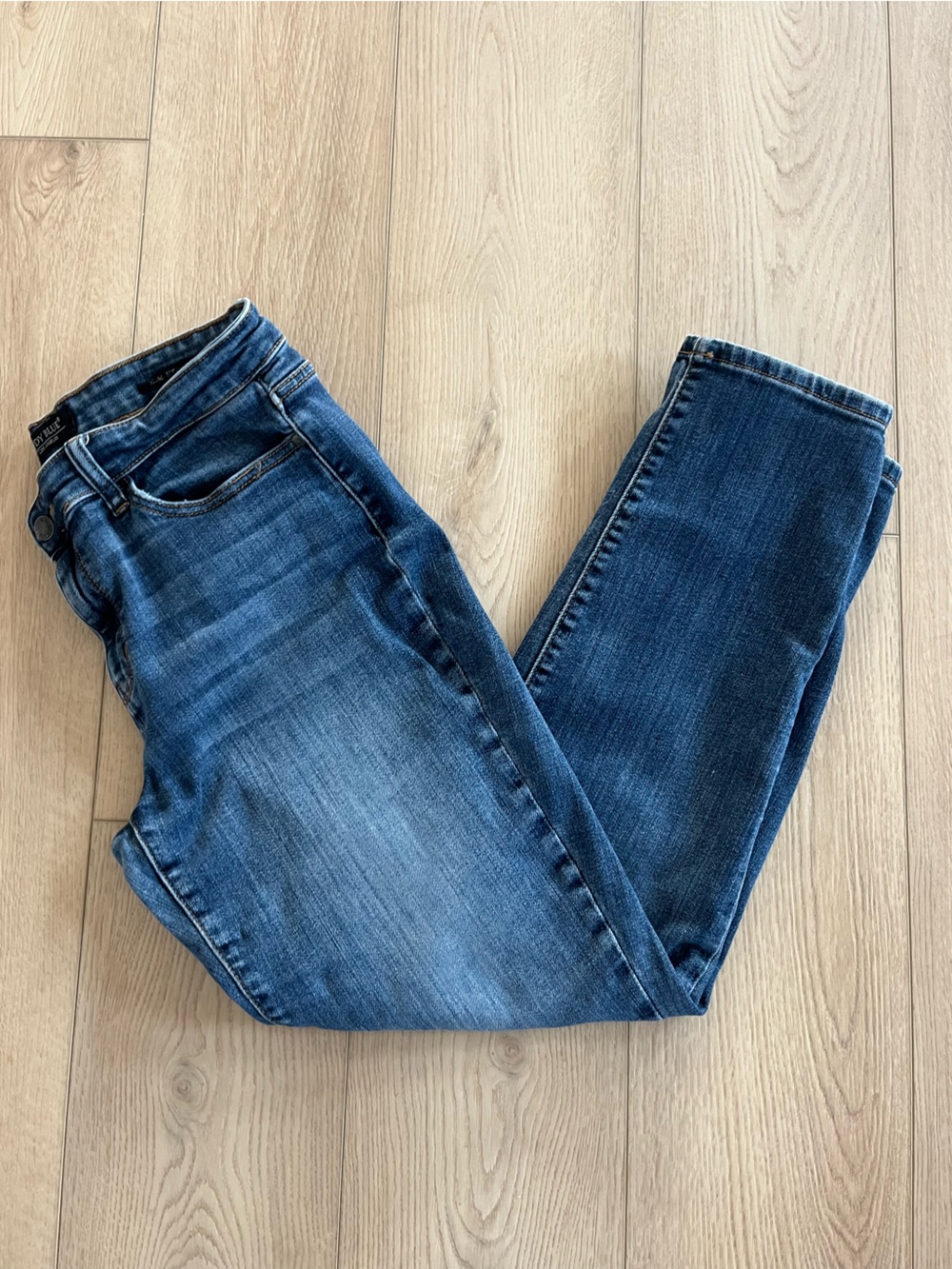Judy Blue Women’s Slim Fit Straight Leg Denim Jeans Medium Wash Size 13/31 - Picture 3 of 8